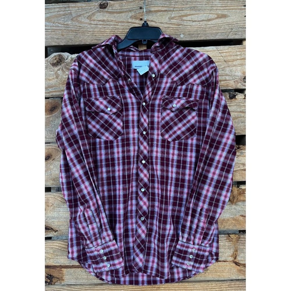Wrangler Mens Size M Red Plaid Long Sleeve Button Up Wrancher Shirt